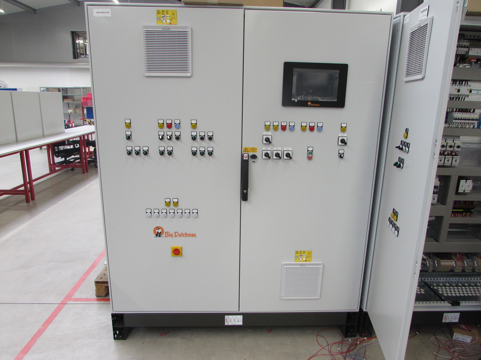 Schaltschrank/ Lege/ Natura Nova - Giek